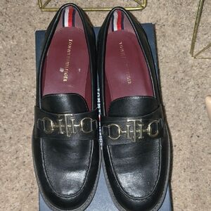 Tommy Hilfiger Black Leather Loafers with Gold Accent